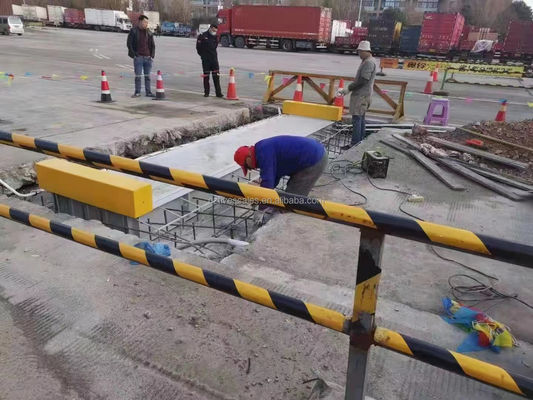 Tamanho personalizado de 3,0 toneladas Plataforma digital eletrônica Balança de pesagem Balança de piso por cima